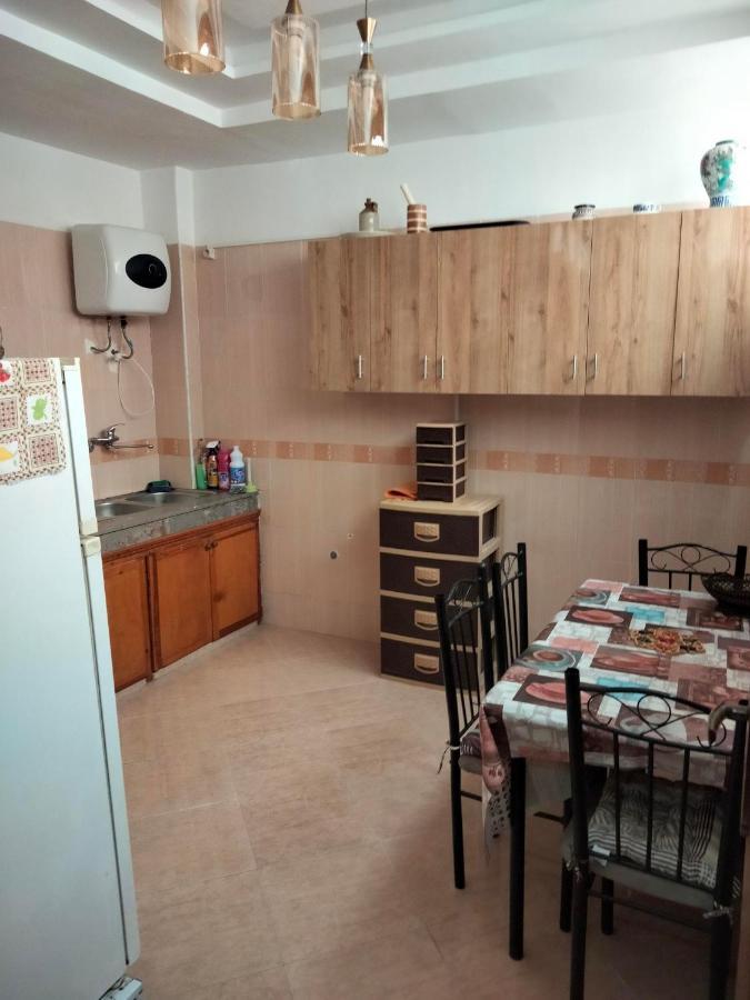 Appartement Meuble Bien Situe A Agadir Exterior foto